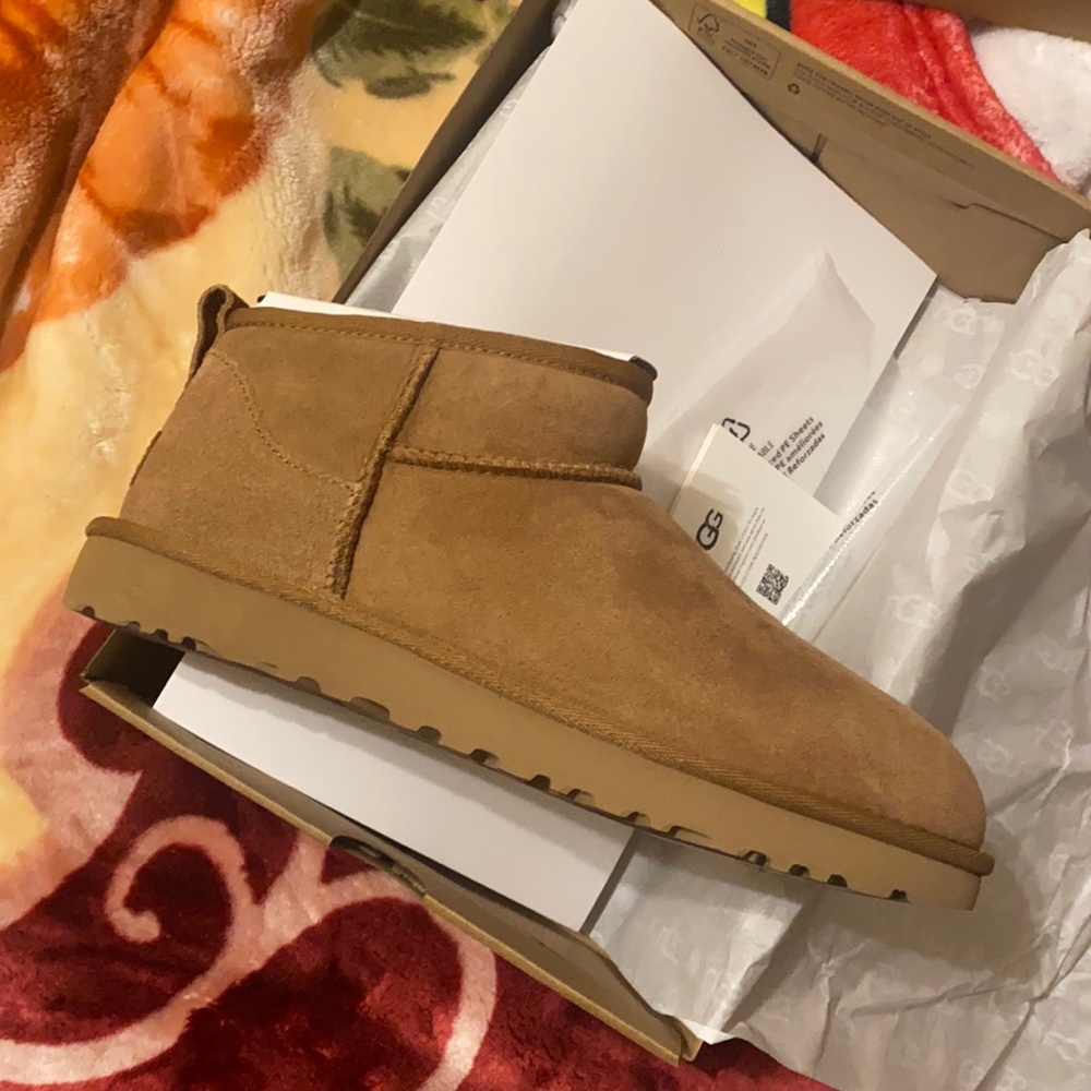 Ugg ultra mini chestnut women’s 8